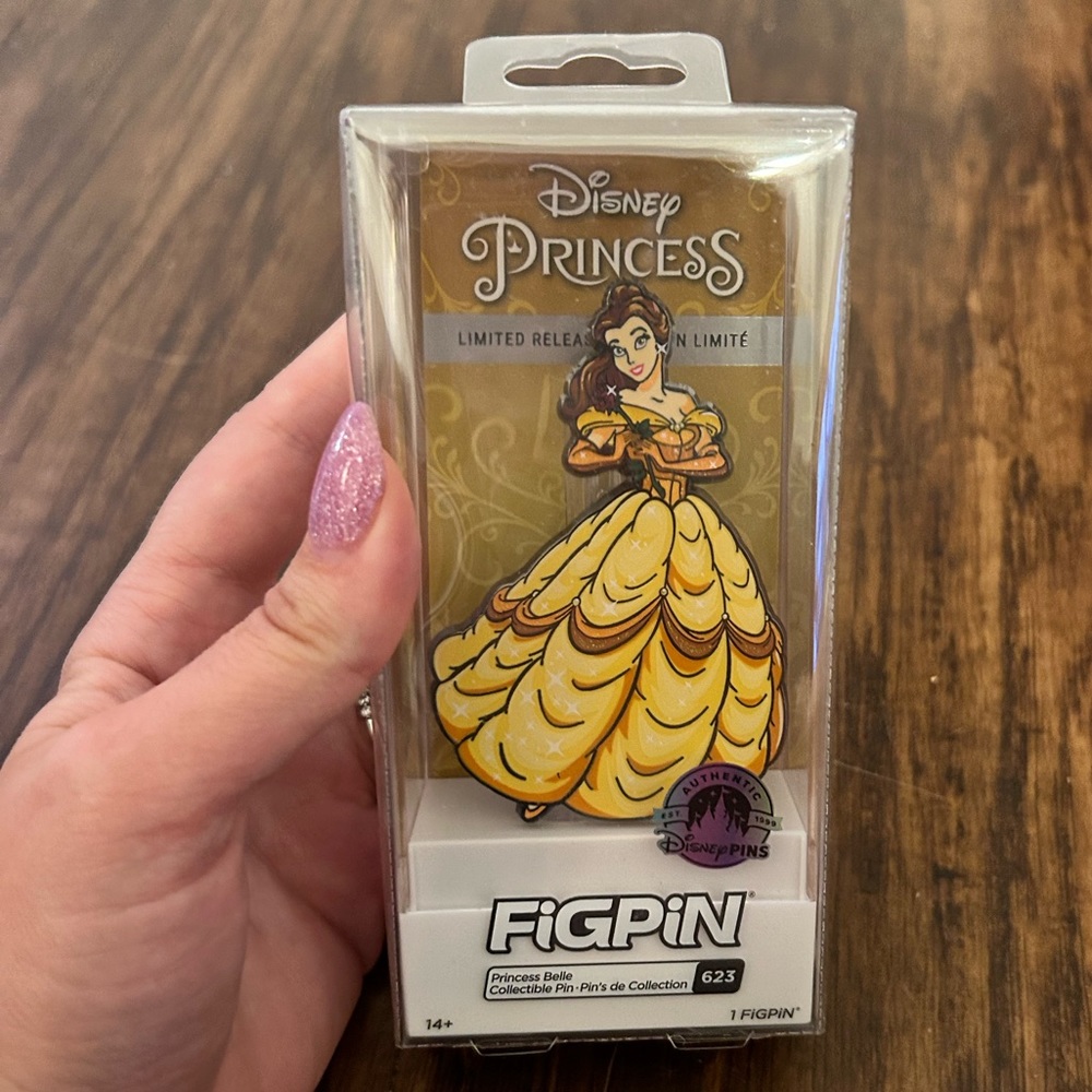 Beauty and the Beast Belle Disney Figpin